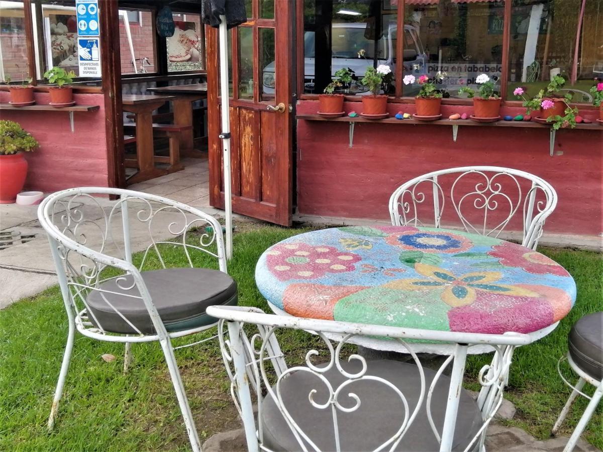 Chester'S B&B Tababela Exterior foto